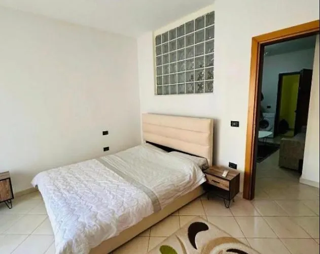 Small Apartament Lungomare
