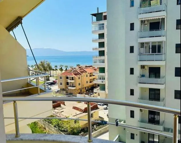Small Apartament Lungomare